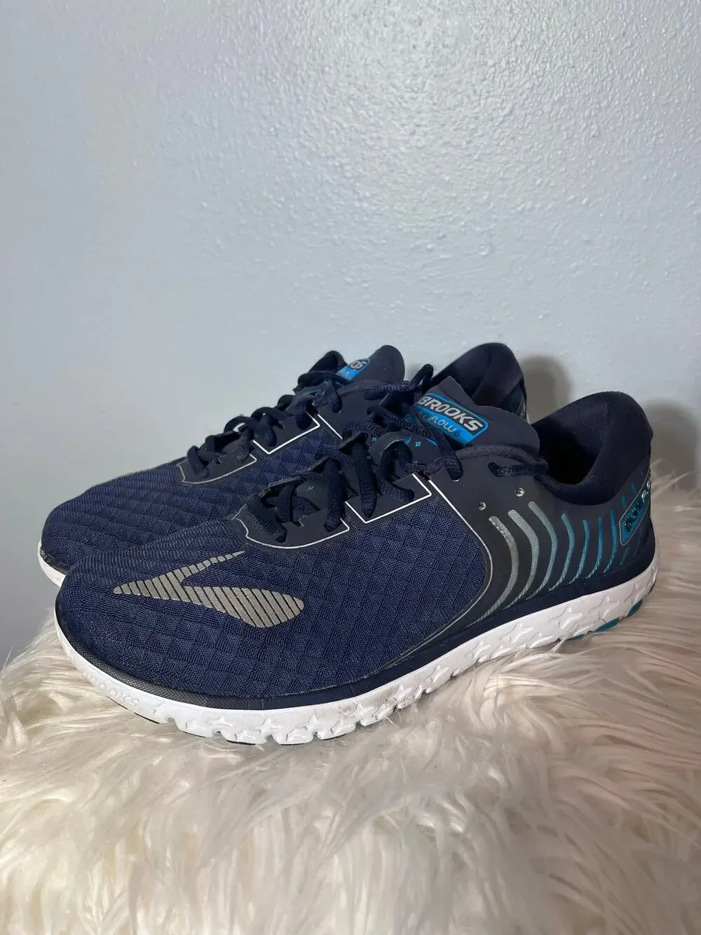 Brooks PureFlow 6 Mens 10.5 Running Shoe Lightweight Peacoat / Navy / Bluebird